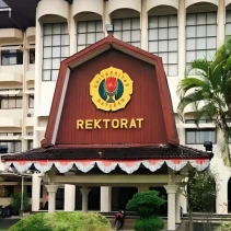 Gedung Rektorat Universitas Mataram