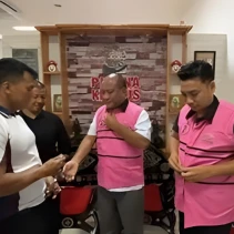 Dua tersangka (AZ dan R) dalam kasus dugaan korupsi Pokir DPRD Lobar tahun 2024 ditahan Kejari Mataram