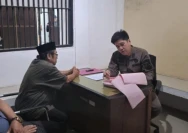 Mantan Bupati Lombok Tengah M. Suhaili FT saat dilimpahkan di Kejaksaan Negeri (Kejari) Lombok Tengah beberapa waktu lalu