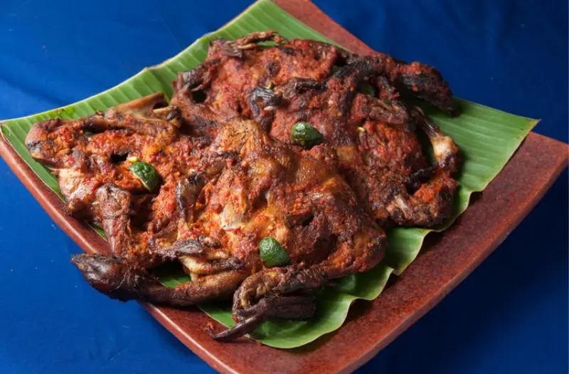 Ayam Taliwang khas Lombok (thecadillachotel.com)