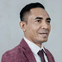 Nasarudin Sili Luli, Pakar politik sekaligus direktur eksekutif NSL Political Consultant and Strategic Campaign.