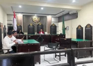 Suasana sidang praperadilan di PN Mataram, kasus dana siluman yang batal akibat mangkirnya Jaksa (Dok. ntbsatu)