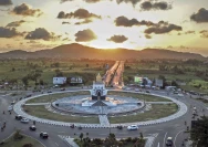 Tugu Giri Menang Lombok Barat (Dok. Antarafoto)
