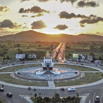 Tugu Giri Menang Lombok Barat (Dok. Antarafoto)