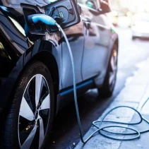 Foto: Ilustrasi Mobil Listrik Menjadi Pilihan Mobil Dinas Pemprov NTB (Dok. Shutterstock)