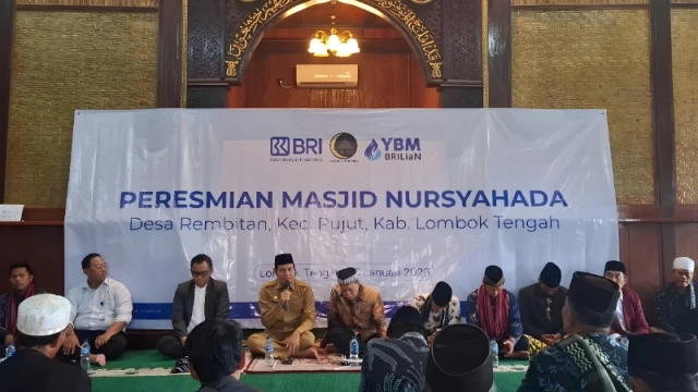 YBM BRILiaN dan Pemkab Loteng Resmikan Renovasi Masjid Nursyahara Desa Adat Sade