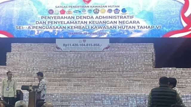 Satgas PKH berhasil melakukan penagihan denda administratif, penyelamatan keuangan negara, hingga penguasaan kembali kawasan hutan tahap VI. Satgas PKH mengumpulkan uang mencapai Rp 11,4 triliun (Dok.sindonews)