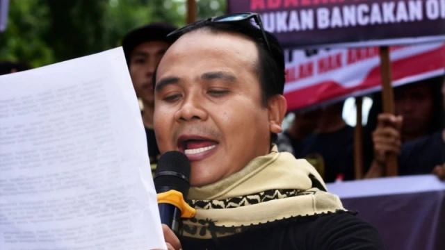 Direktur LSM Garuda Indonesia, M. Zaini menuntut transparansi pengelolaan PIP dan KIP di NTB