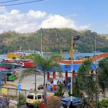 Pelabuhan Lembar.