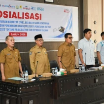 Bupati-membuka-sosialisasi-pajak-daerah-bersama-jajaran-pemerintah-daerah-doc.istimewa