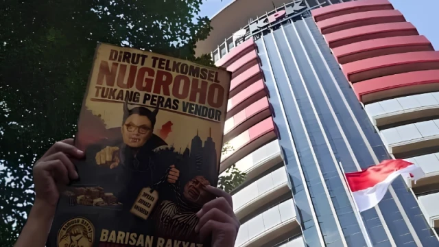 Demo BRSK di Depan Gedung KPK Desak Usut Dugaan Korupsi di Telkomsel dan Tangkap Dirut Nugroho