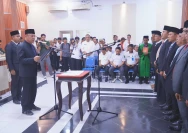 Wali Kota Bima, A Rahman alias Aji Man, melantik istri serta sejumlah anggota keluarganya sebagai pejabat struktural baru (Foto: prokopim.bimakota.go.id)