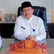 Bupati Lombok Barat, Lalu Ahmad Zaini.
