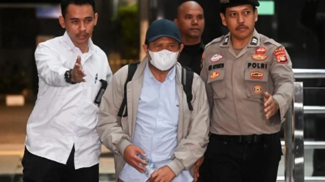 Bupati Lombok Barat, Lalu Ahmad Zaini Tiba di KPK (Foto: Dok. Detik.com)
