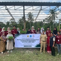 Mahasiswa KKN PMD Unram di Desa Setiling (Dok. Istimewa).