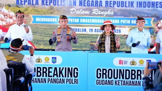 Groundbreaking gudang ketahanan pangan Polri di NTB (Dok. Detik,com).