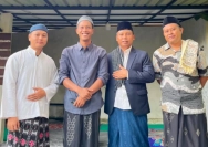 Calon Kepala Desa Pengadang, Muh. Yakub Kuswara, S.Sos.I., menyalurkan bantuan dan santunan kepada sekitar 60 anak yatim