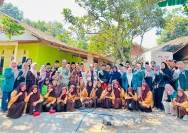 Mahasiswa B3KL IAIQH Kelompok 2 secara resmi menyerahkan unit incinerator kepada pengurus Pondok Pesantren Almansyurati di Dusun Seganteng Uluh, Desa Aik Bukaq.