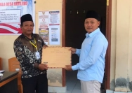 Pendaftaran Anshori di Sekretariat Panitia Pemilihan Kepala Desa (Pilkades) Korleko (Dok. Istimewa)