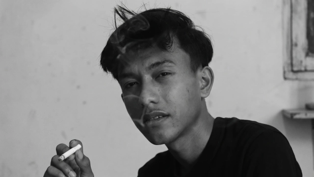Yusril I. M merupakan putra asli pringgasela timur, ketua umum DPC HIMMAH Kota Mataram